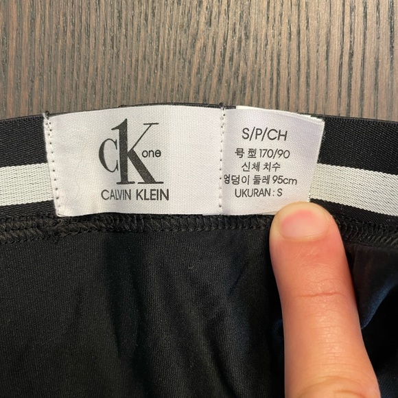 Microfiber Trunk - Picture 7 of 7